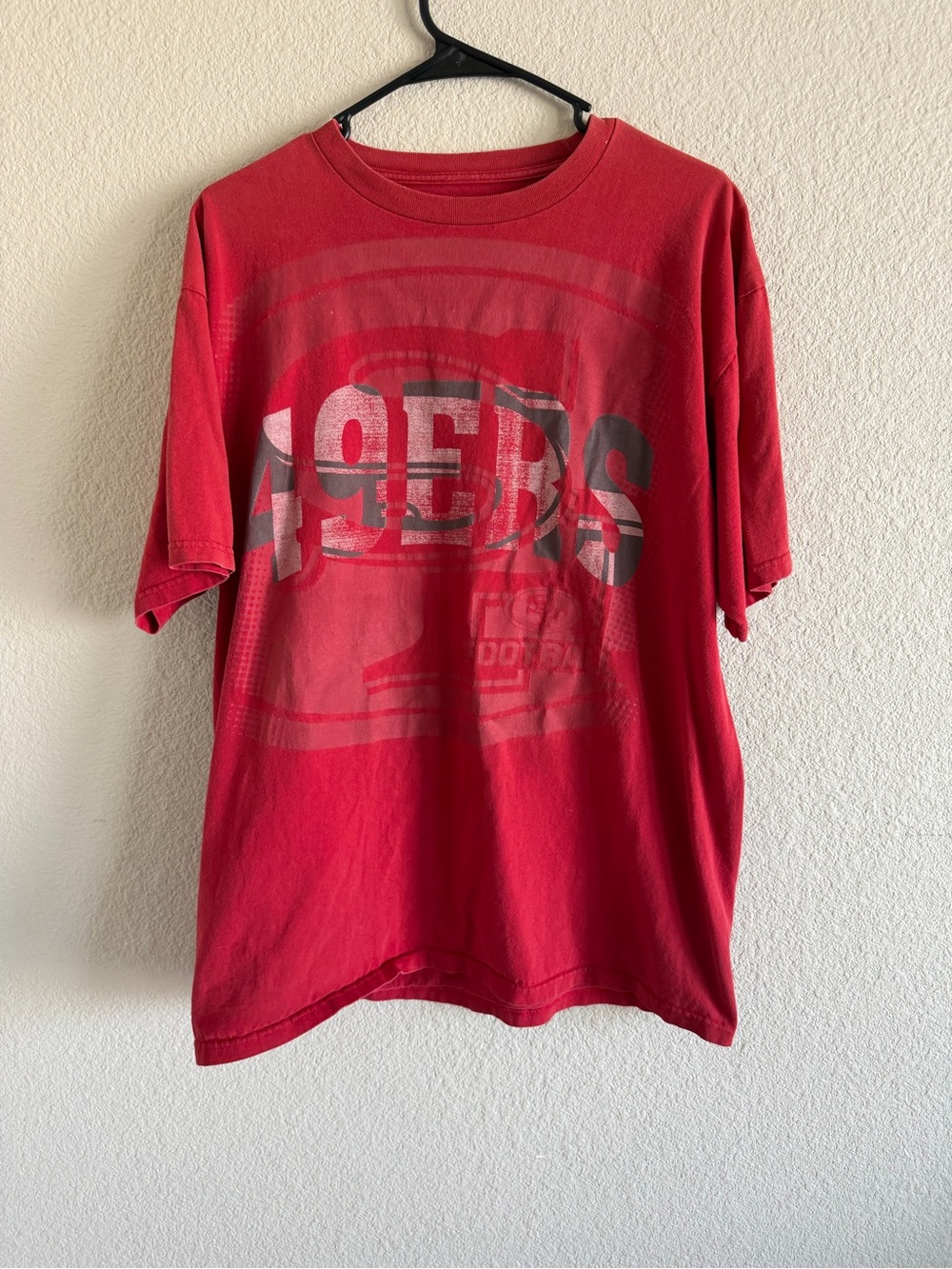 Team Apparel Red San Francisco 49ers Graphic Crew Tee